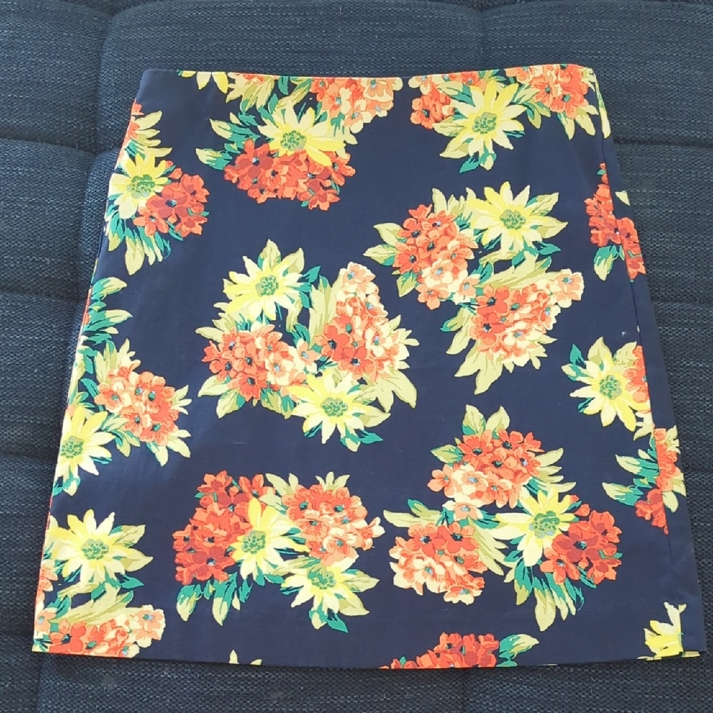 Ann Taylor Navy Floral Mini Skirt